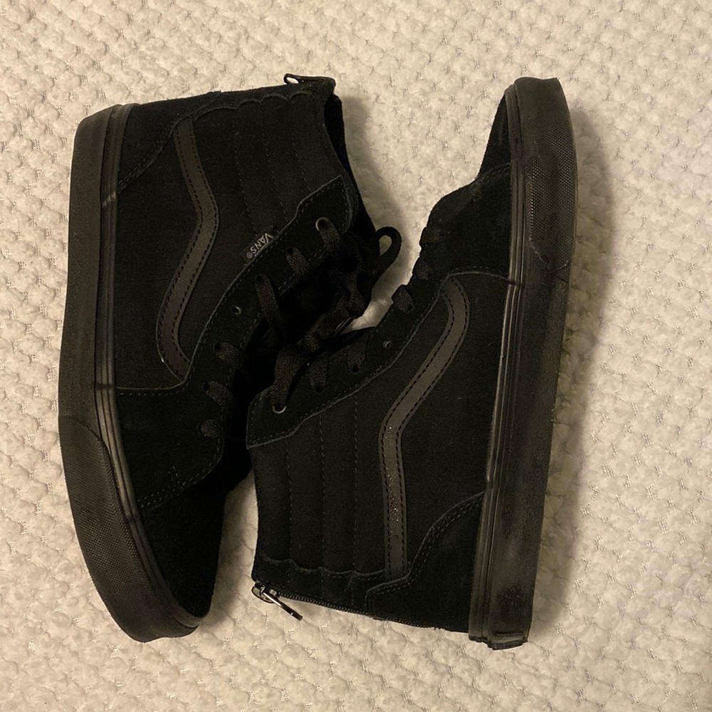 Van black